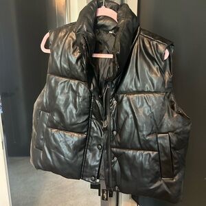 Source Unknown Black Faux Leather Puffer Vest